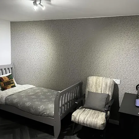 Astral Lodge Hastings Room photo