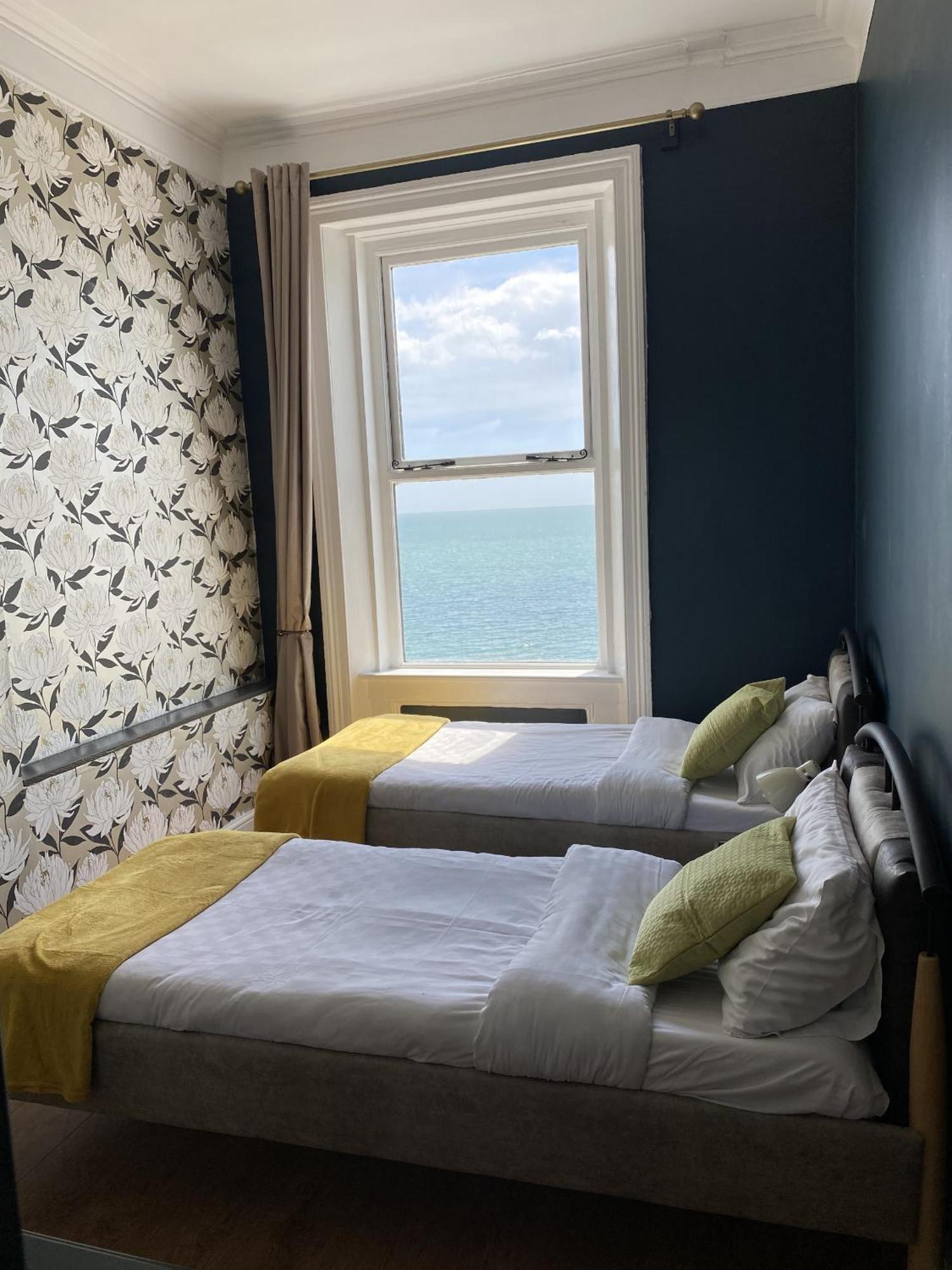 Astral 3* Hastings