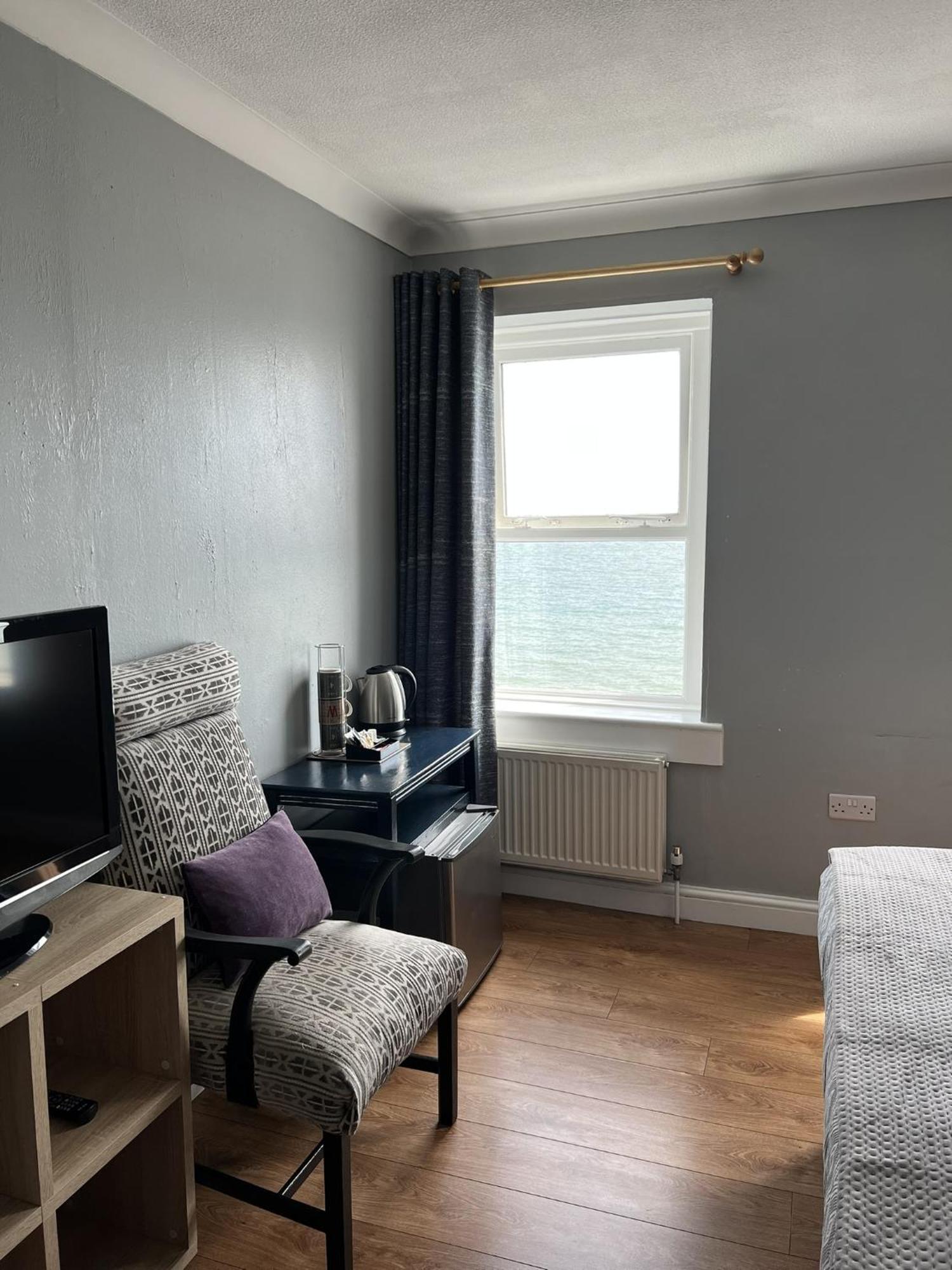 Astral 3* Hastings